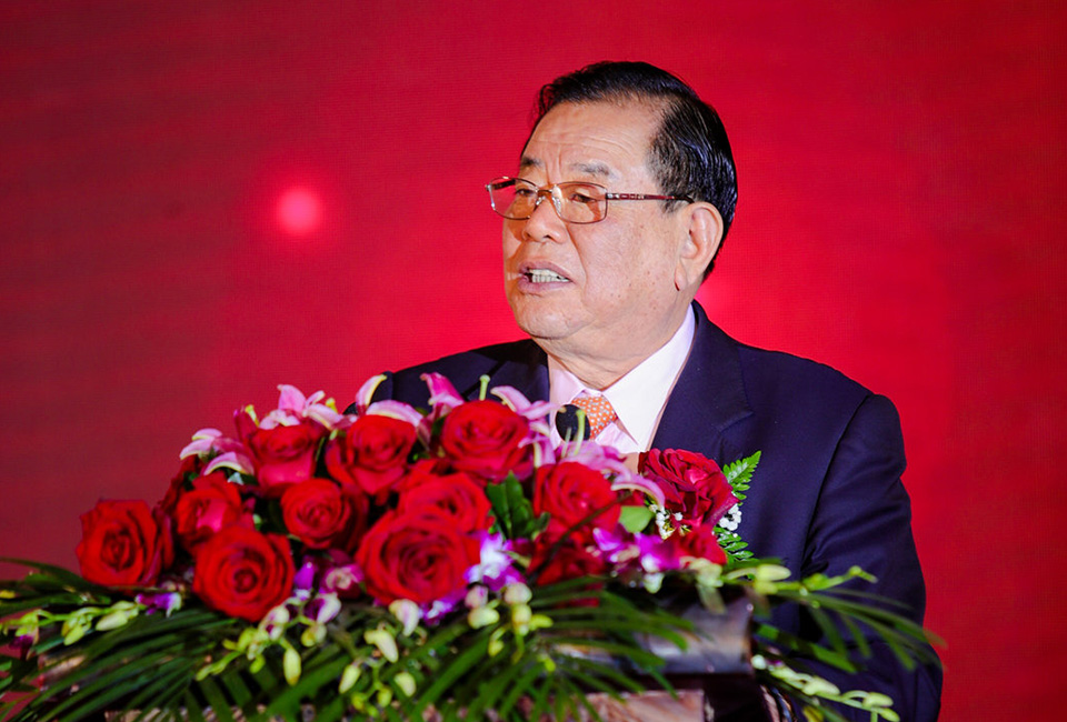 德業(yè)人將用心堅守使命,<br>為實現(xiàn)夢想不懼櫛風沐雨、砥礪前行。